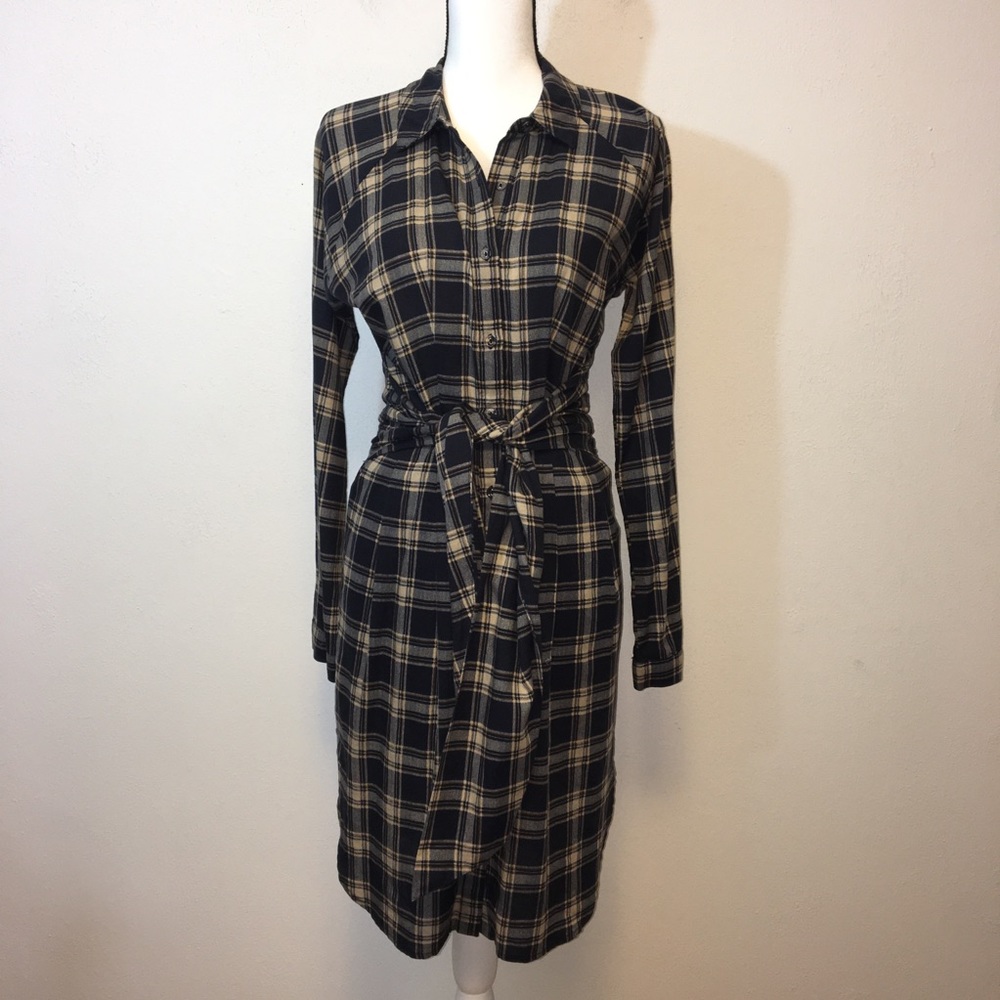 Anthro J.O.A. JOA Los Angeles Blue and Tan Plaid Tartan Tie Waist Shirt Dress